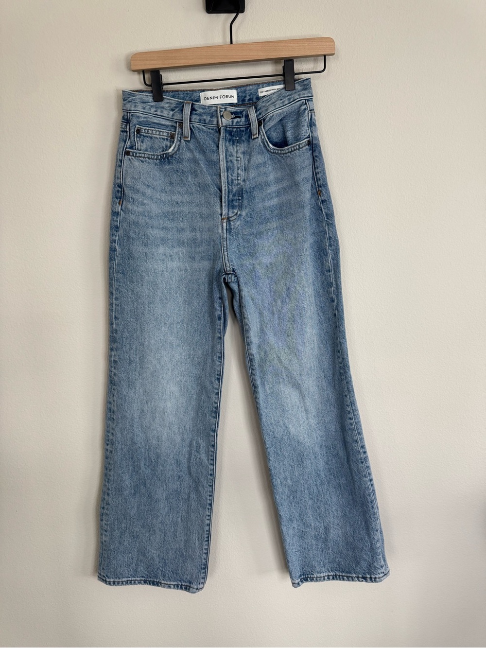 Denim Forum Aritzia The Farrah High Rise Wide Leg Jeans Light Wash 26